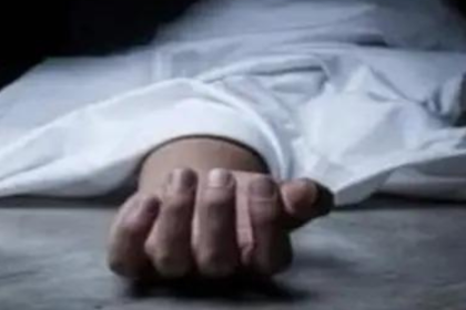 Lok Sabha secretariat director found hanging in Noida flat; suicide note recovered