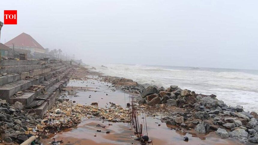Sea erosion damages Rs 14 cr Shanghumugham Beach gallery project, sparks safety concerns