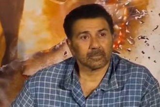 Sunny says Dharmendra referred to Pak as Mousi; faces FLAK